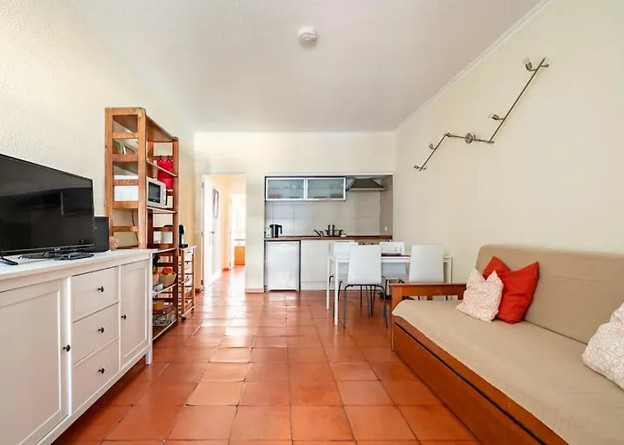 Aqua Magna Apartman *